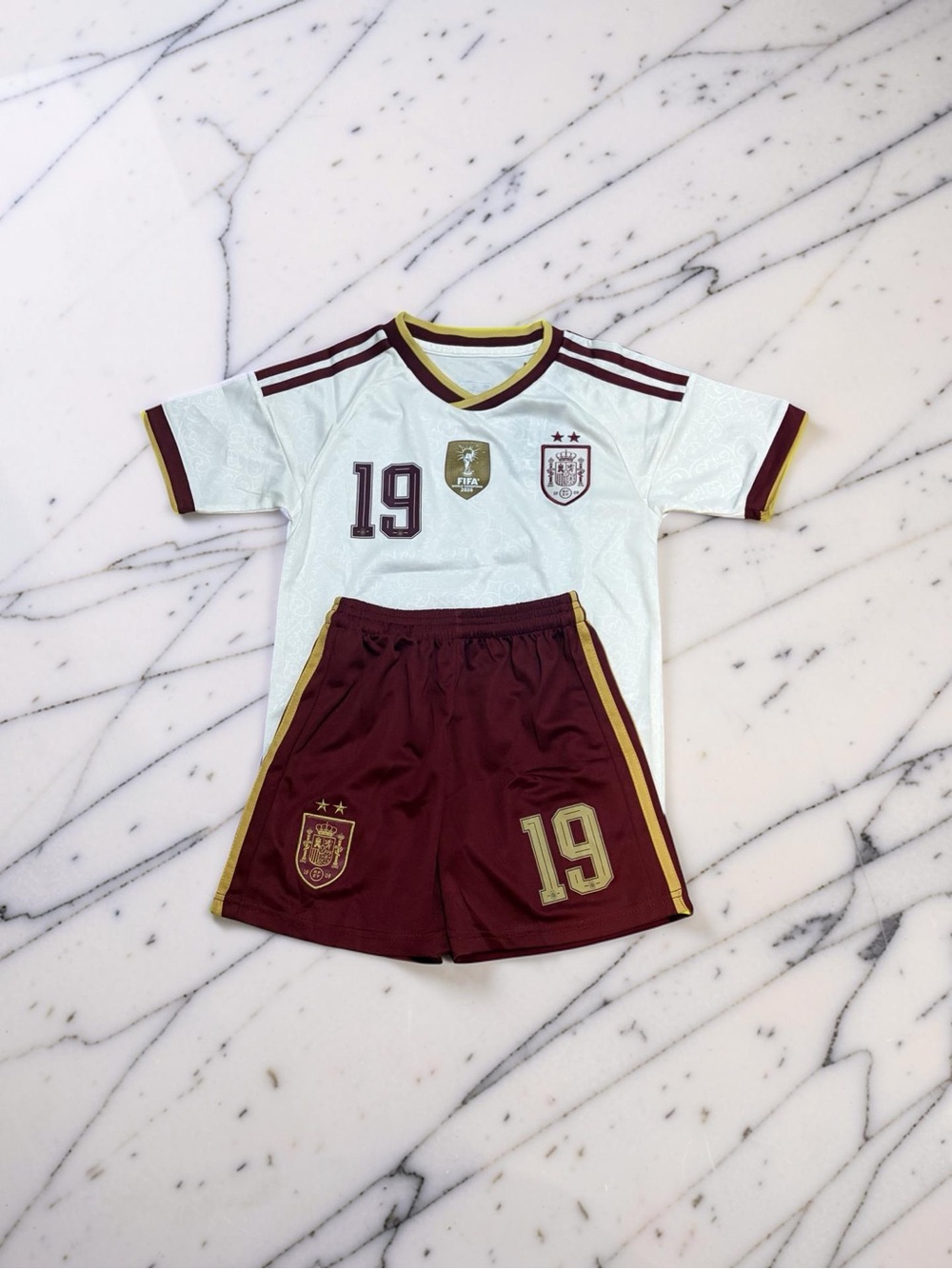 Lamine Yamal Spain 2026 World Cup Kids Jersey Shorts Kit #19 España - Picture 2 of 2